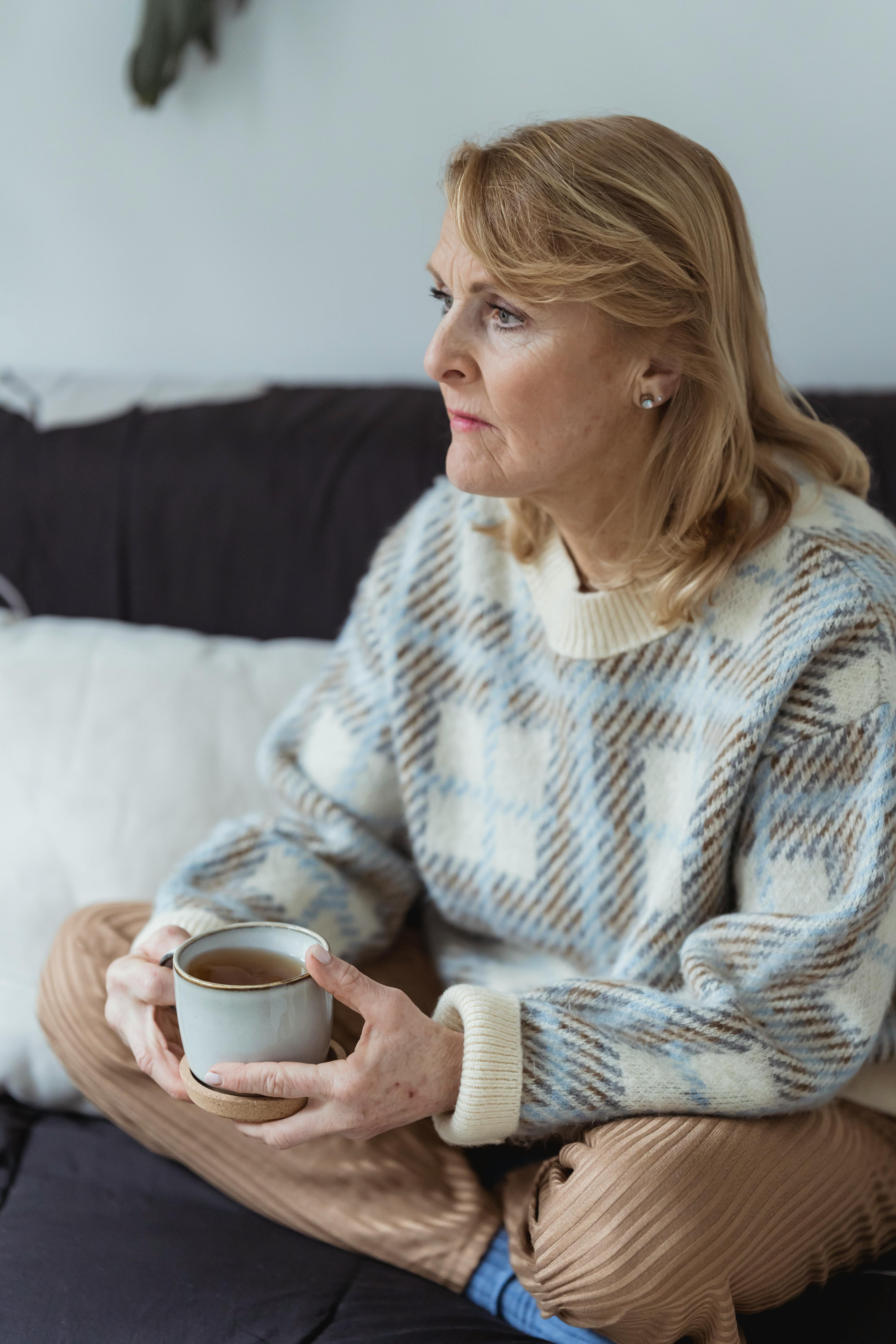 An elderly woman thinking | Source: Pexels