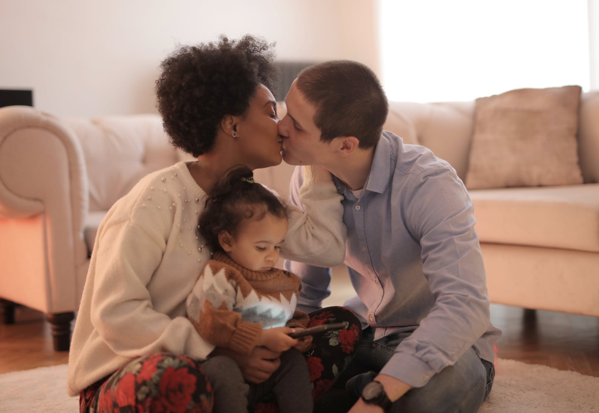 Mixed Race Couple. | Source: Pexels